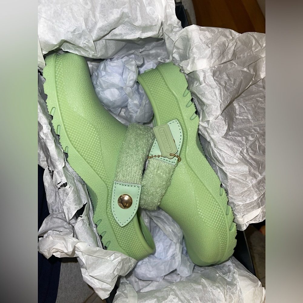 Coach Lola clogs Water resistant in color pistachio